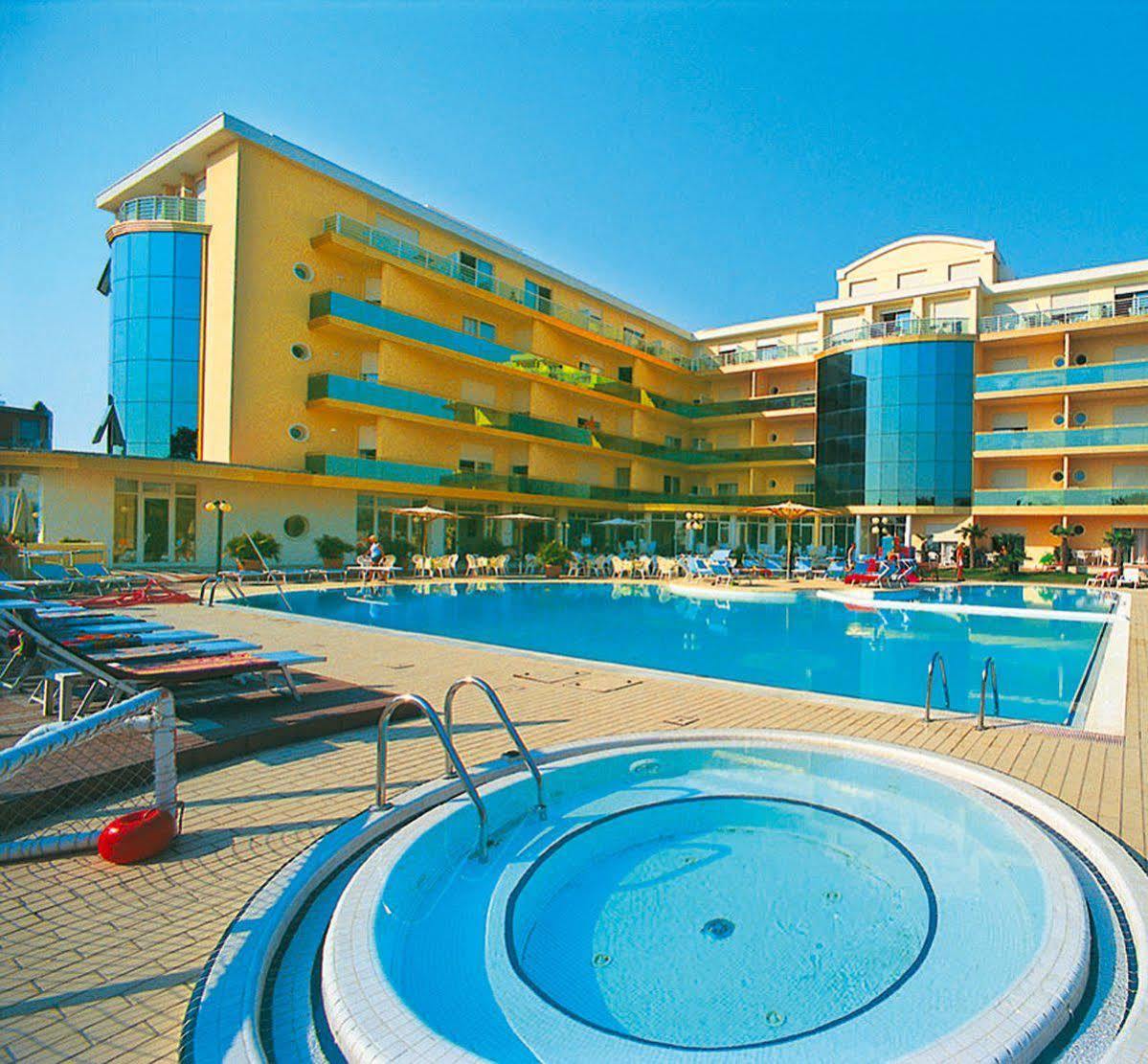Valverde & Residenza Aparthotel Cesenatico
